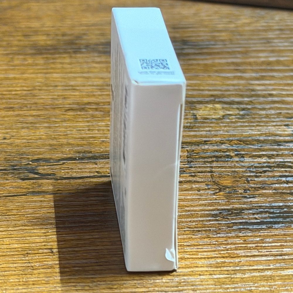 ✨ RealHer Pure Resolve Highlighter Brand New in Box - Picture 8 of 8